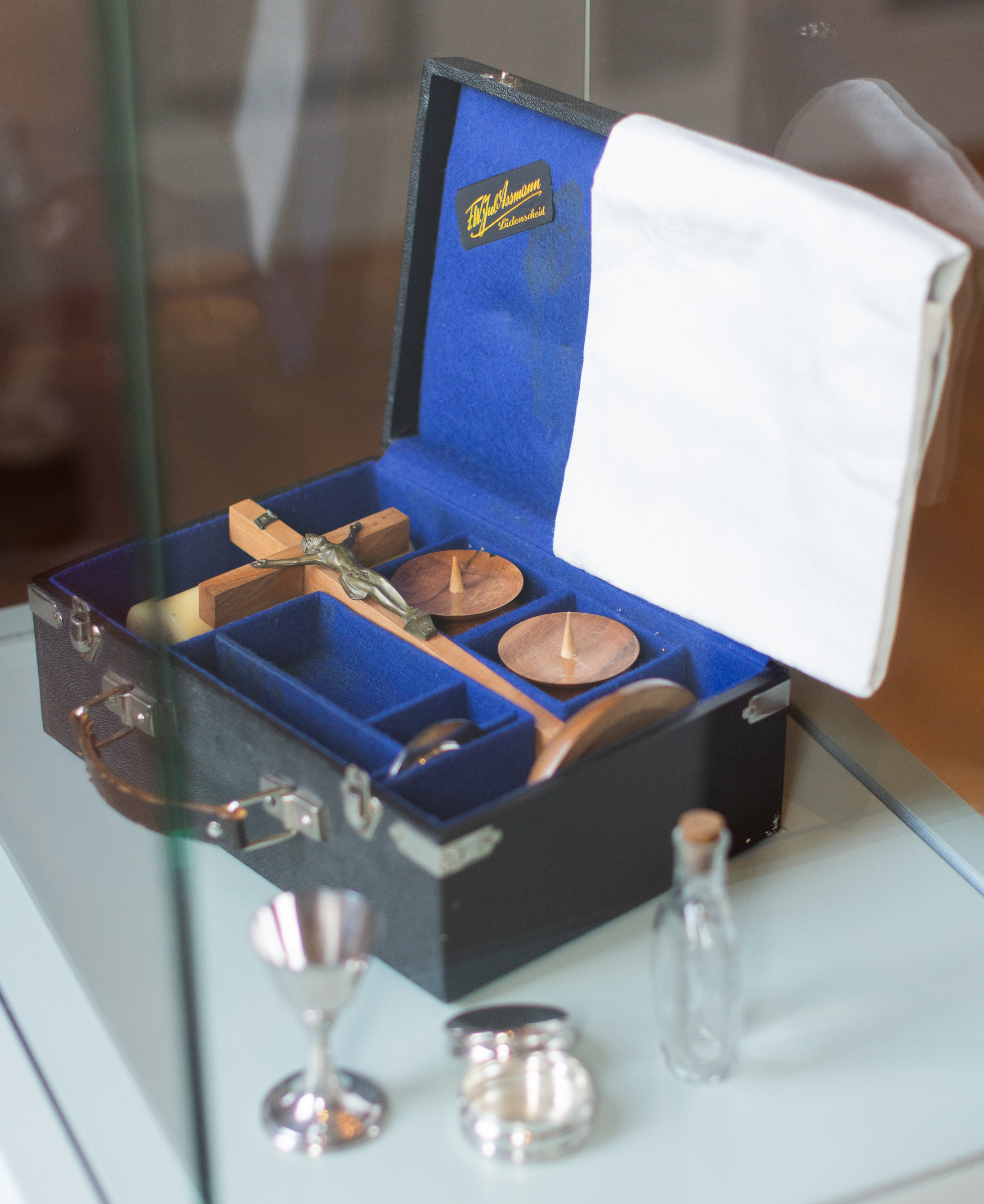 LUTHERMUSEUM ONDERDEZWAAN klein